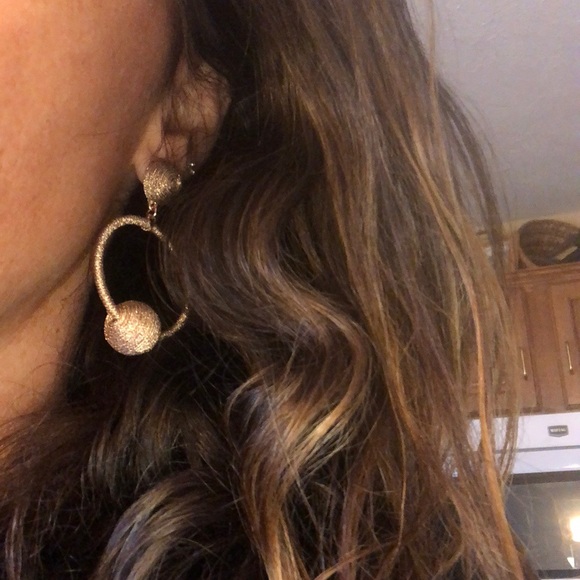 NEW EXPRESS Fabric Ball Drop Earrings - Picture 3 of 3